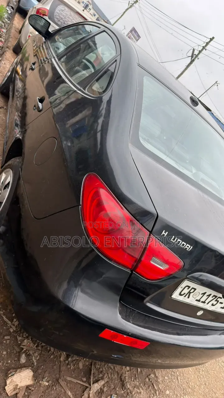Hyundai Elantra 2008 Black
