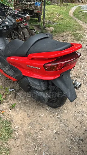 Yamaha Majesty 1999