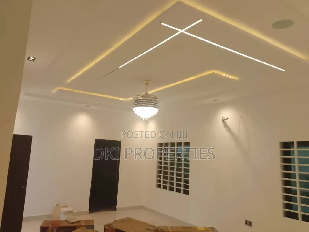 3bdrm House in Dki Properties, Amrahia for sale