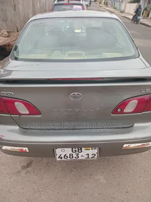 Toyota Corolla 2004 Gray