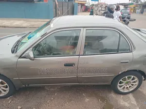 Toyota Corolla 2004 Gray