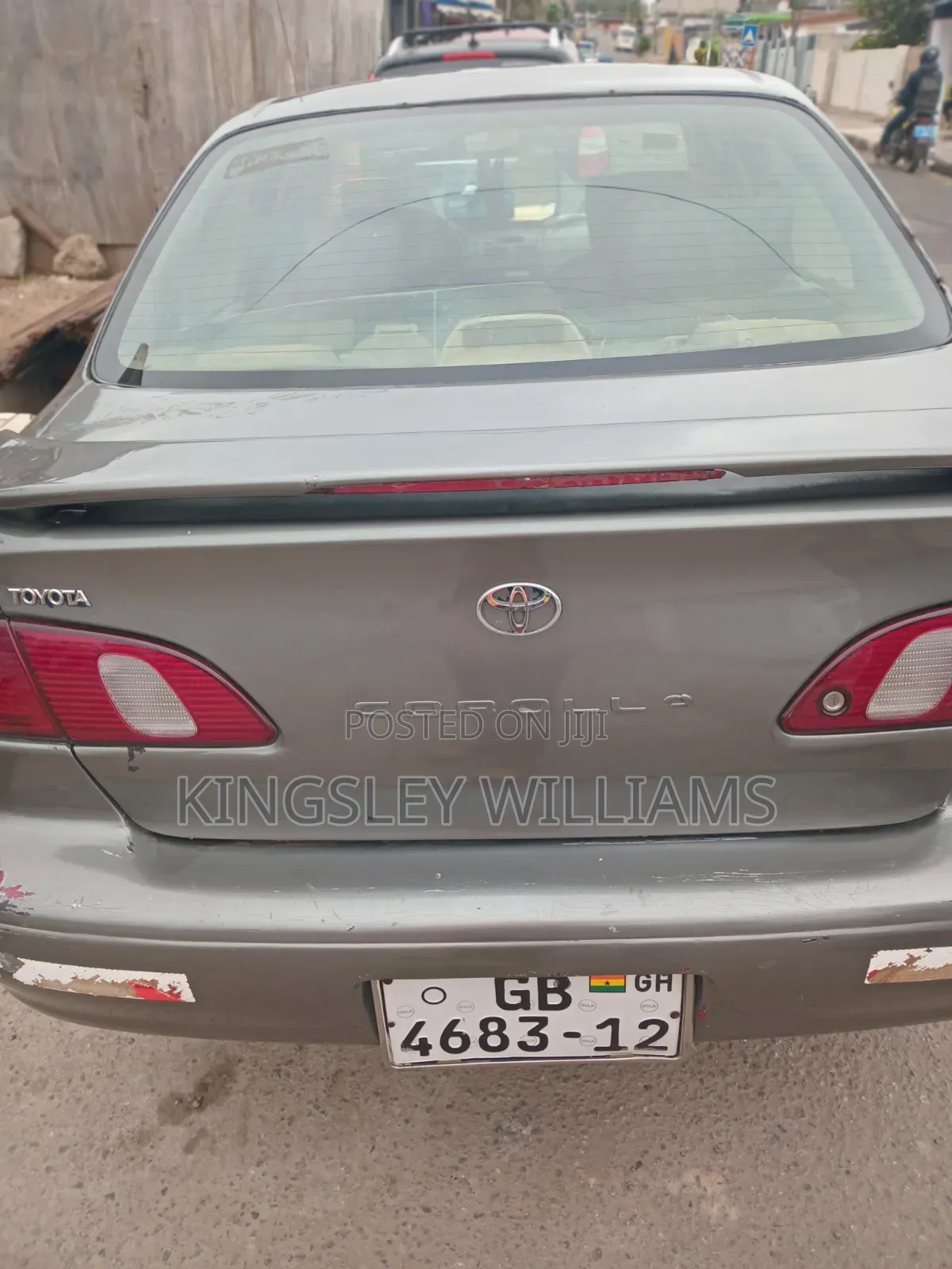 Toyota Corolla 2004 Gray