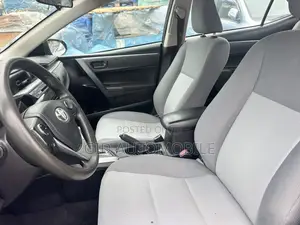 Toyota Corolla LE 4dr Sedan (1.8L 4cyl CVT) 2015 Black