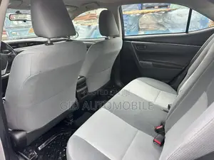 Toyota Corolla LE 4dr Sedan (1.8L 4cyl CVT) 2015 Black