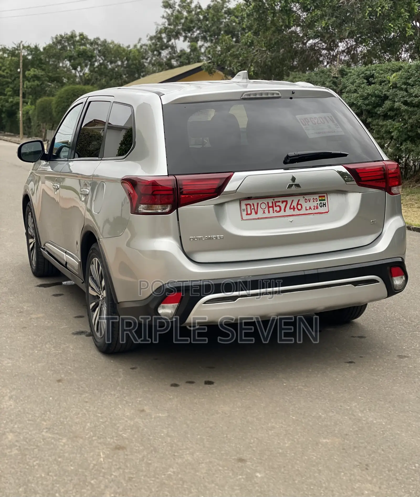 Mitsubishi Outlander 2020 Silver