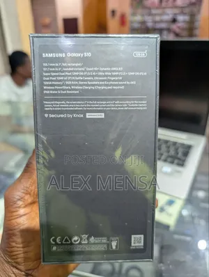 New Samsung Galaxy S10 128 GB Black