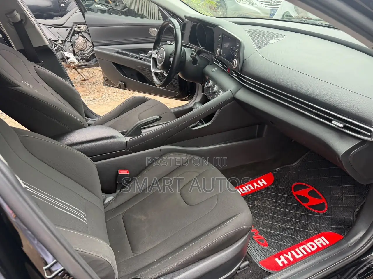Hyundai Elantra SE 2021 Black