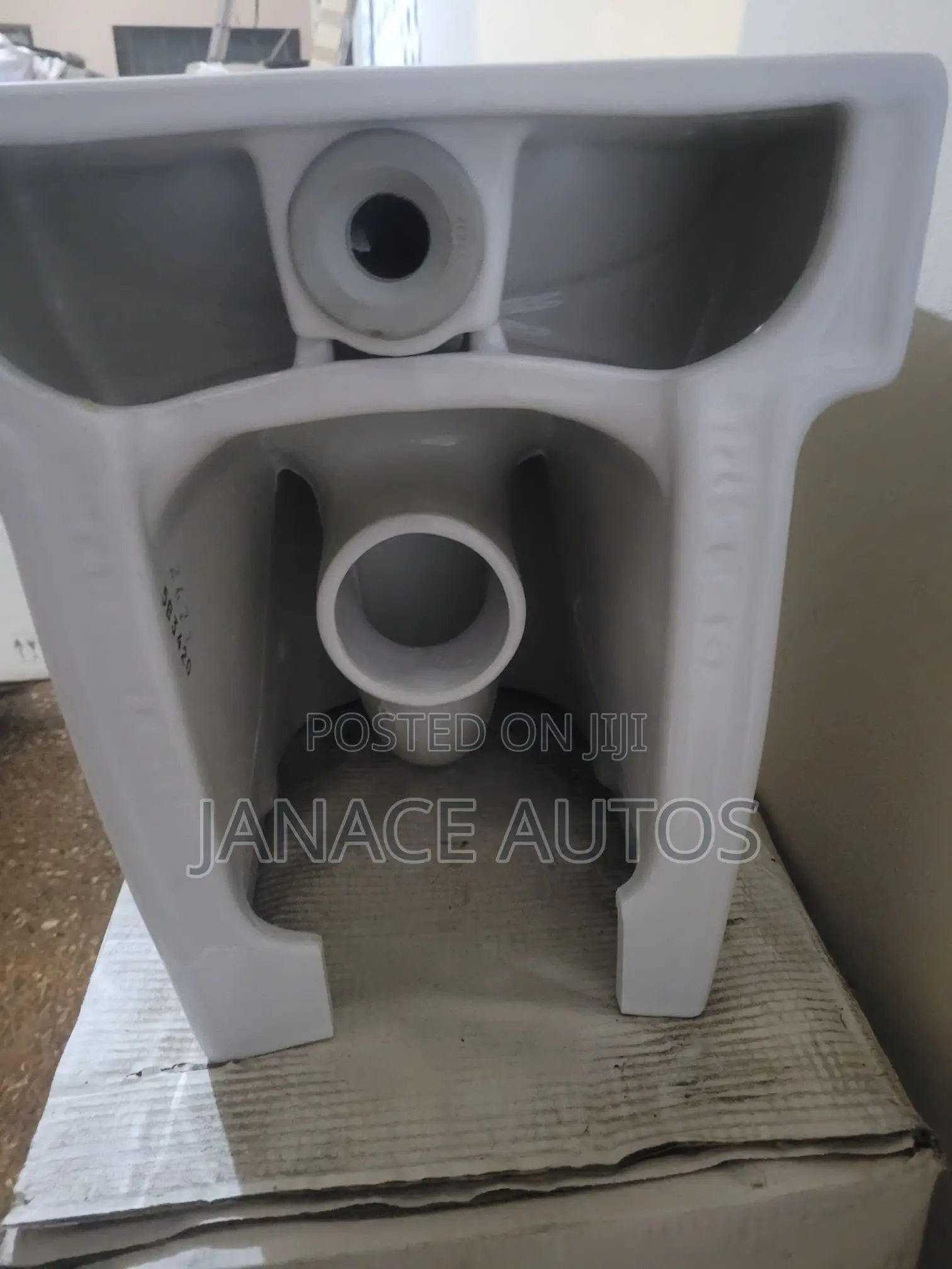 Roca Meridian BACK to WALL Single Floorstanding WC *BOWL* Dual Outlet