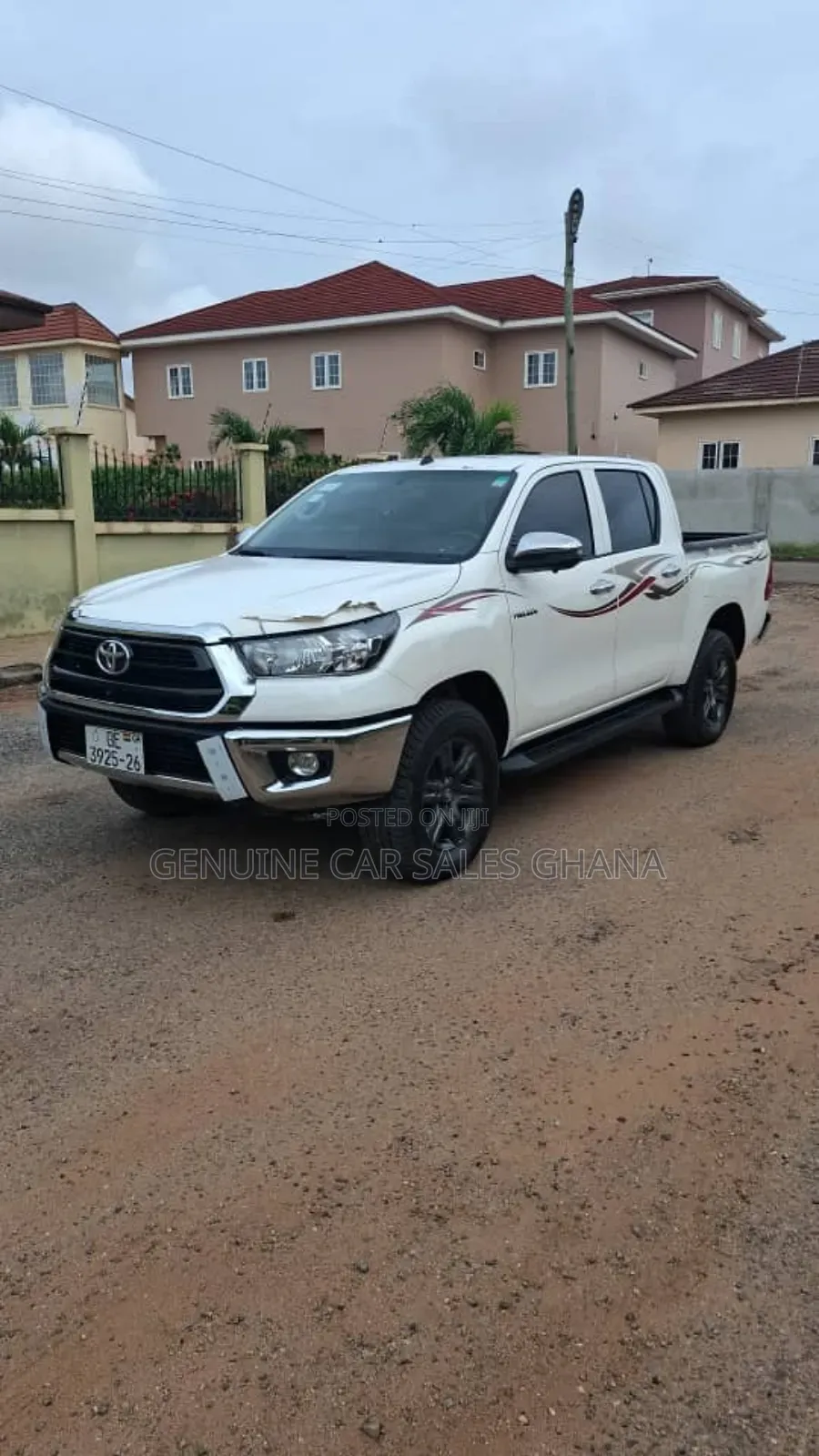 New Toyota Hilux SR (Diesel) 2026 White