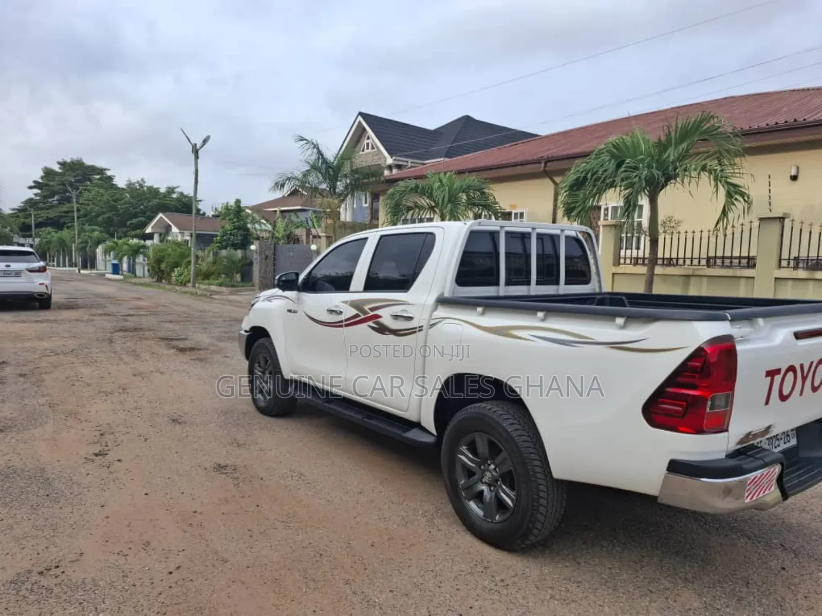 New Toyota Hilux SR (Diesel) 2026 White