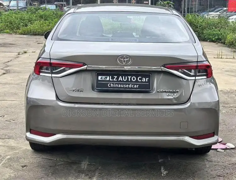 Toyota Corolla 2022 Gray