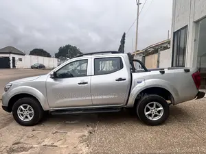 New Nissan Pick-Up 2025 Gray
