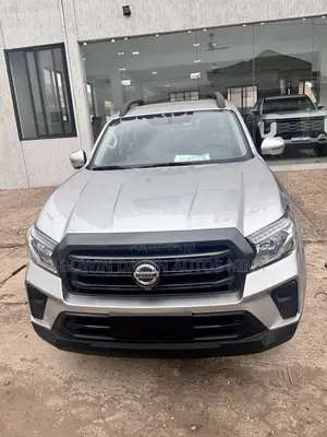 New Nissan Pick-Up 2025 Gray