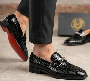 Christian Louboutin Chambelimoc Croc-Effect Patent-Leather Loafer