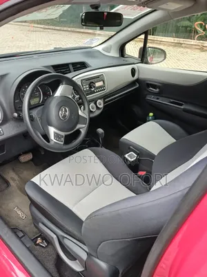 Toyota Yaris LE Hatchback 3dr 2014 Red