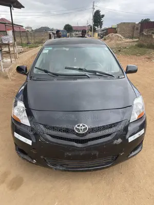 Toyota Yaris 1.5 Automatic 2009 Black