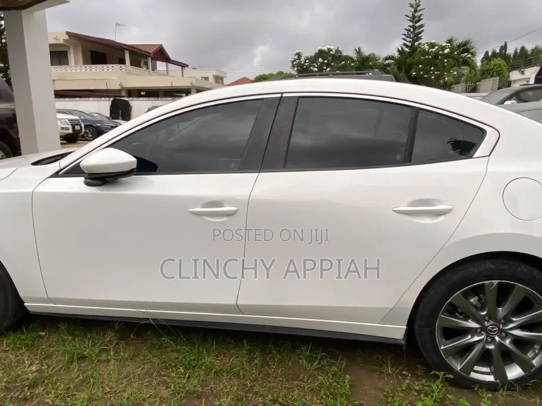 Mazda 3 2022 White