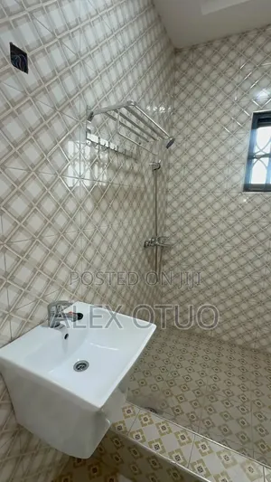 2bdrm Apartment in Alex Otuo Properties, Kumasi Metropolitan for rent