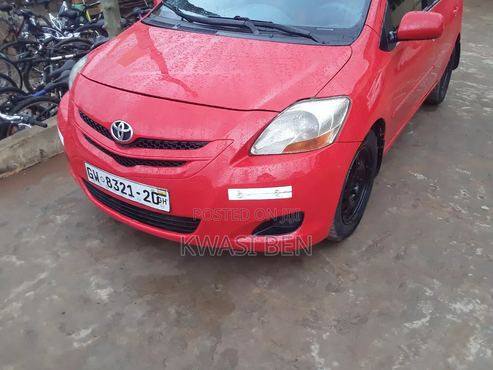 Toyota Yaris 2010 Red