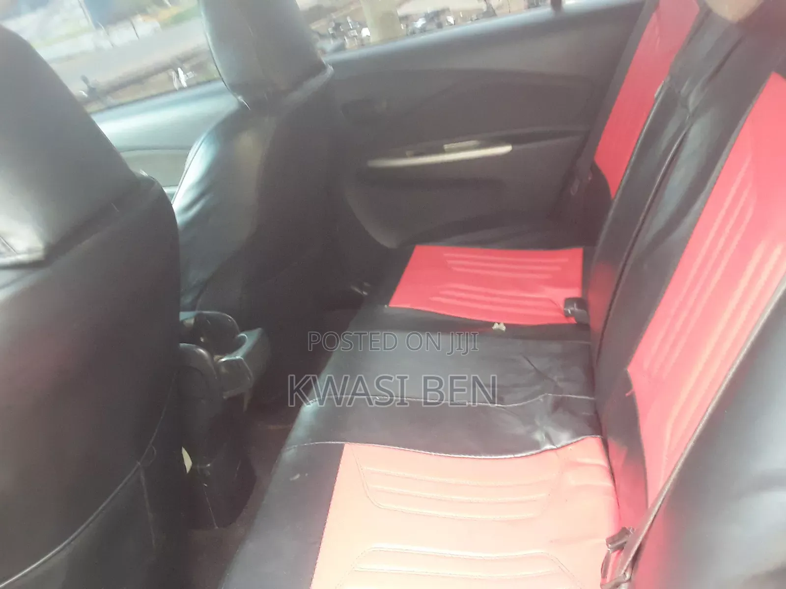Toyota Yaris 2010 Red