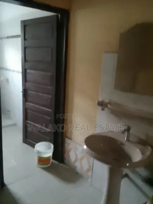 2bdrm Apartment in Awoshie for rent