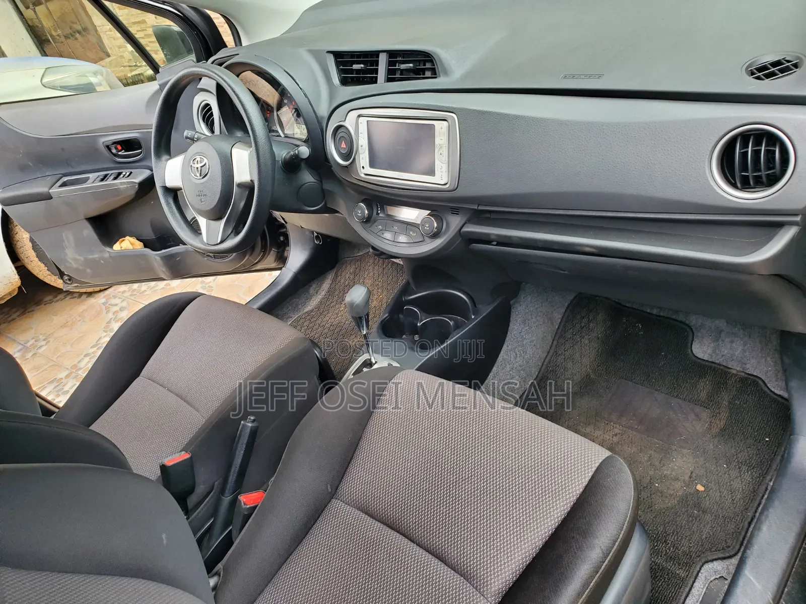Toyota Vitz 2014 Black