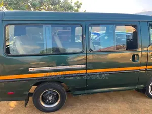Hyundai H-100 1997 Green