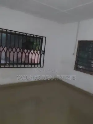 3bdrm Apartment in Awoshie for rent