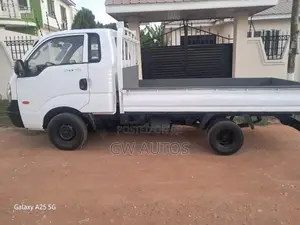 Kia Granbird 2006 White