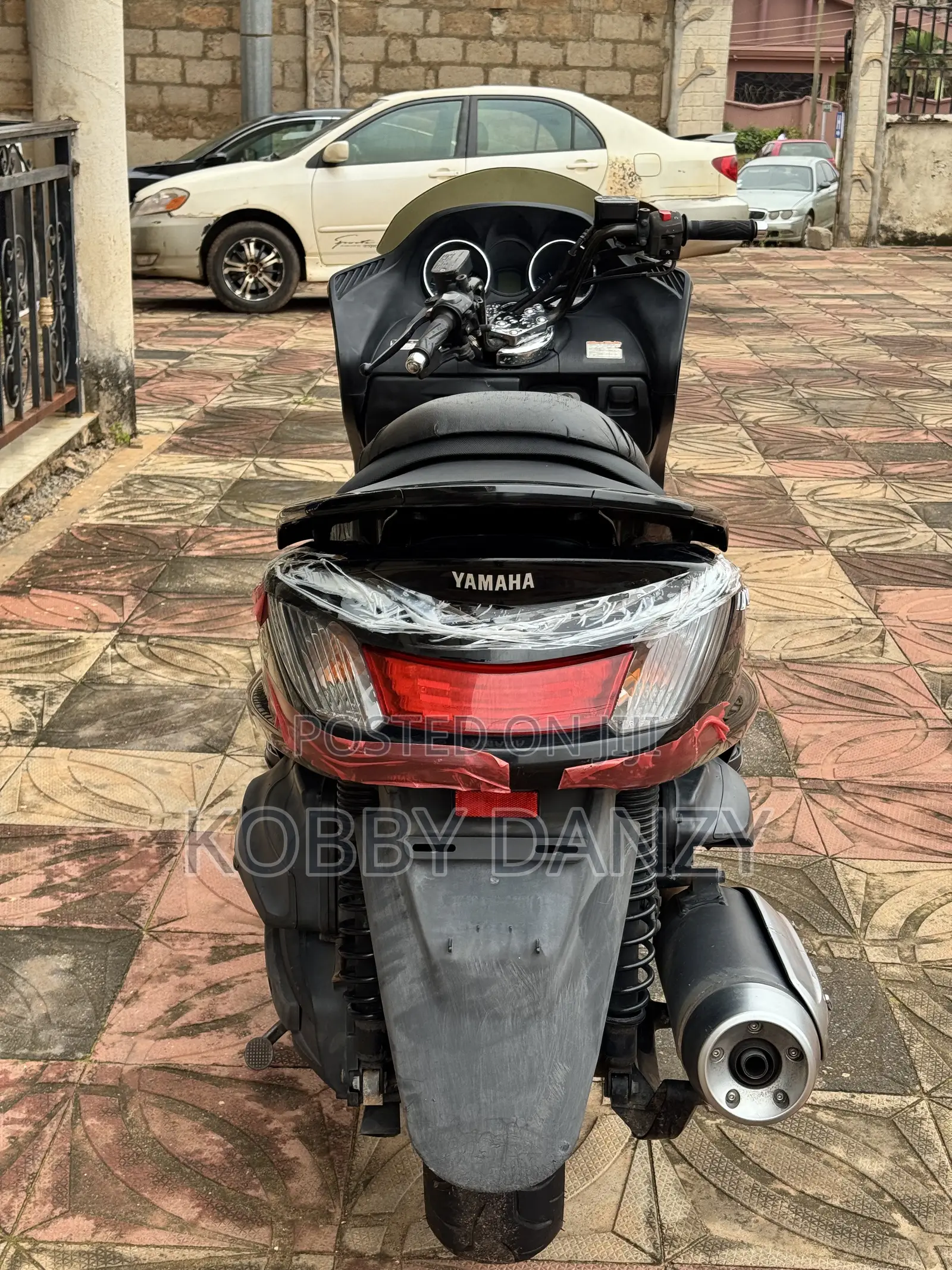 Yamaha Majesty 2013 Black