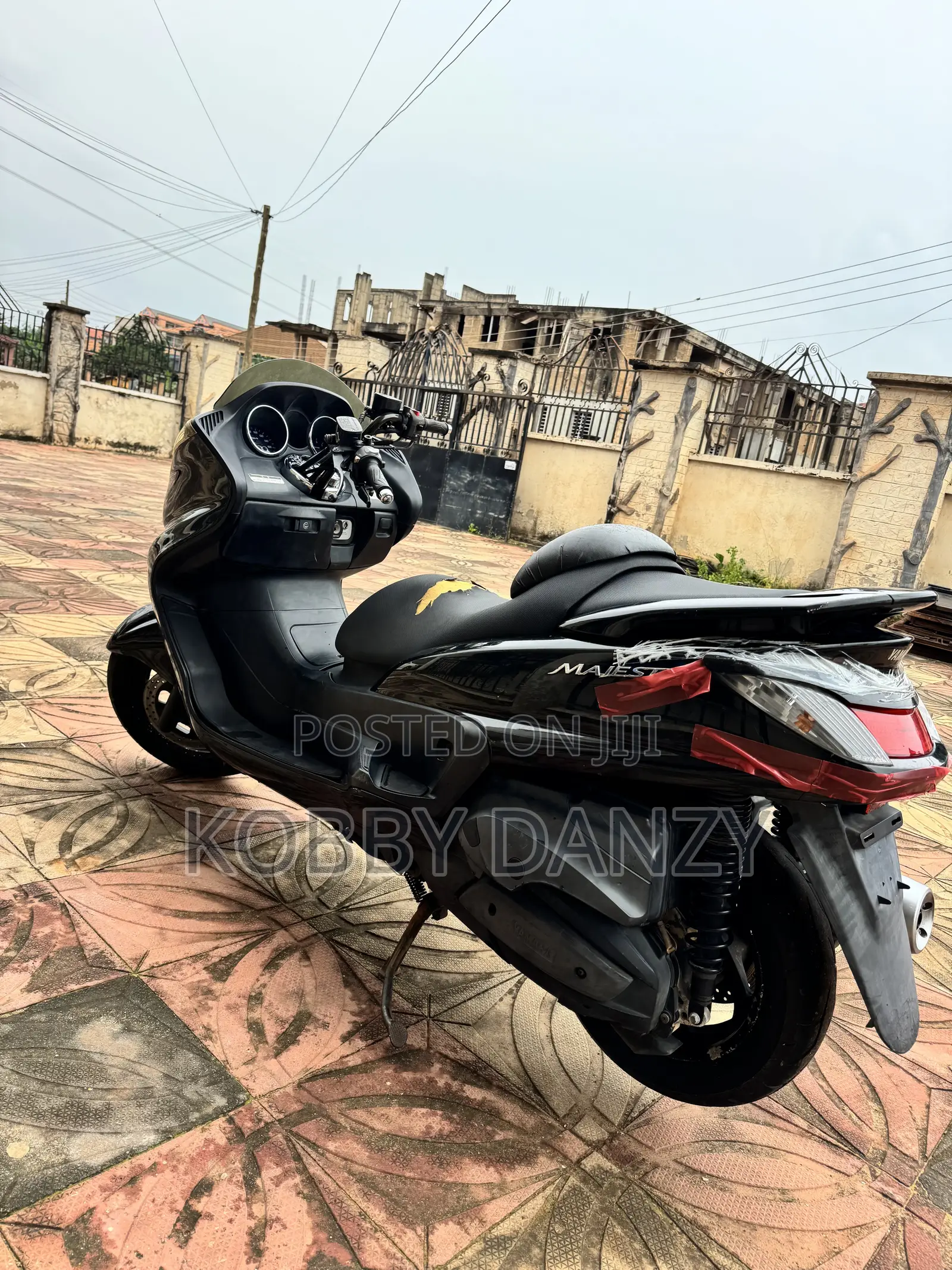 Yamaha Majesty 2013 Black