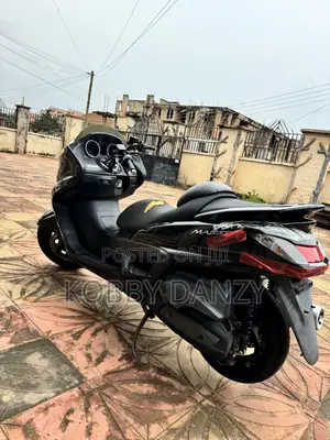 Yamaha Majesty 2013 Black