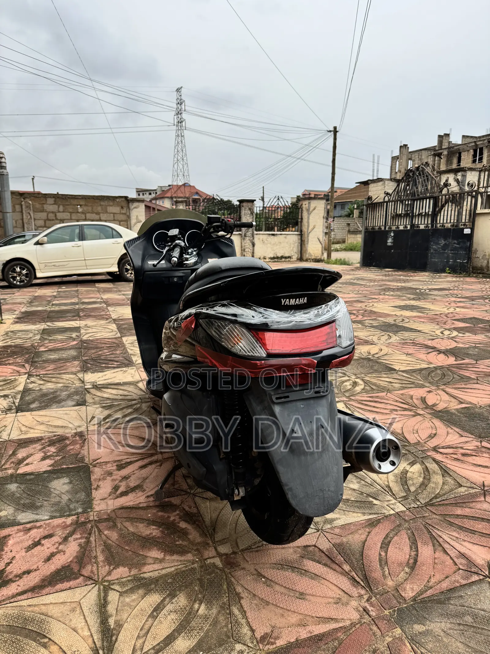 Yamaha Majesty 2013 Black