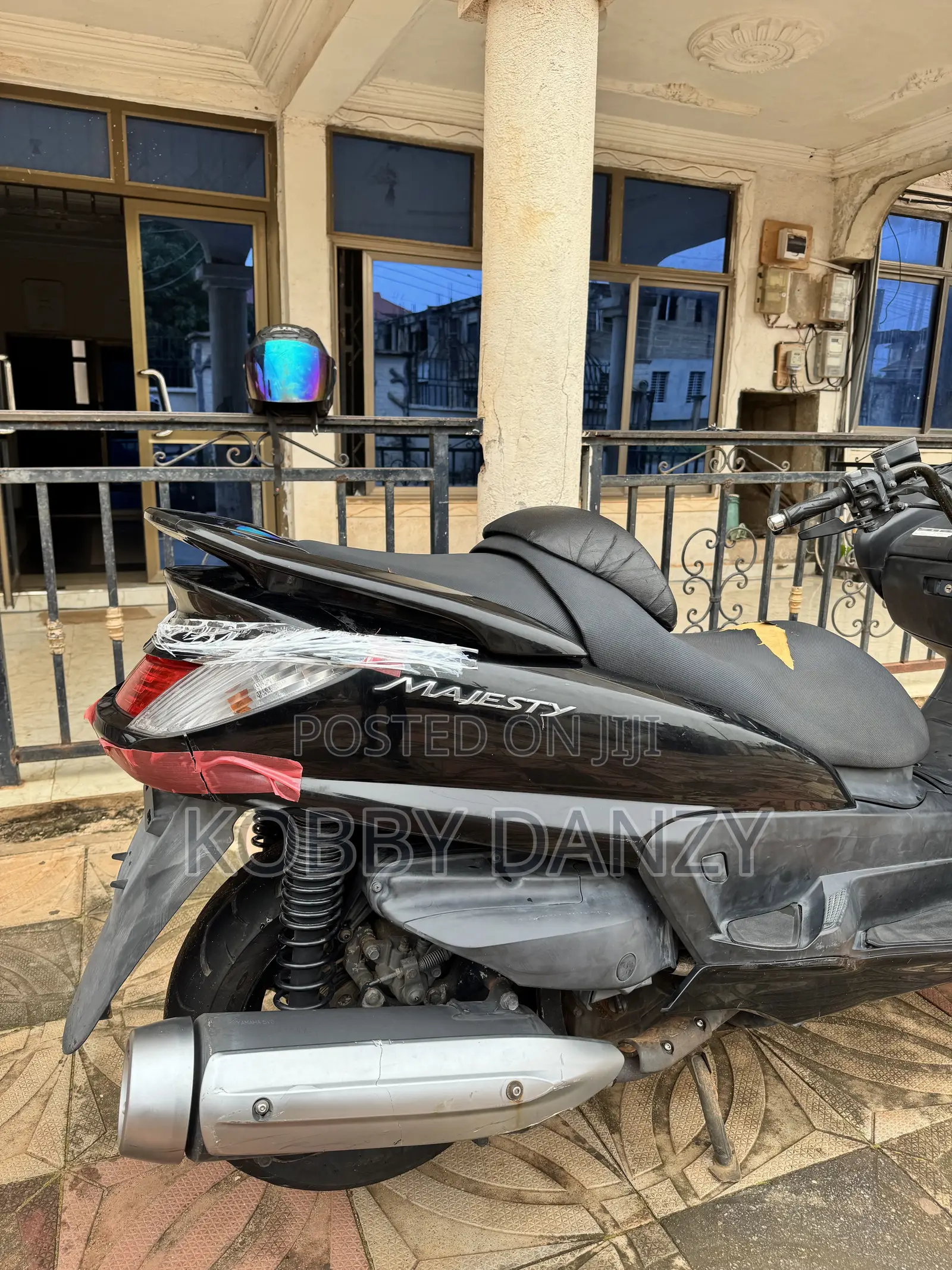 Yamaha Majesty 2013 Black