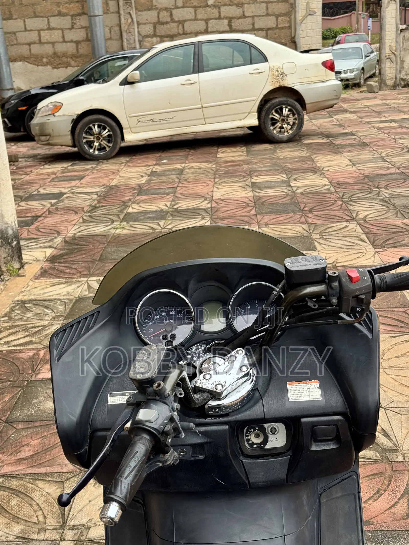 Yamaha Majesty 2013 Black
