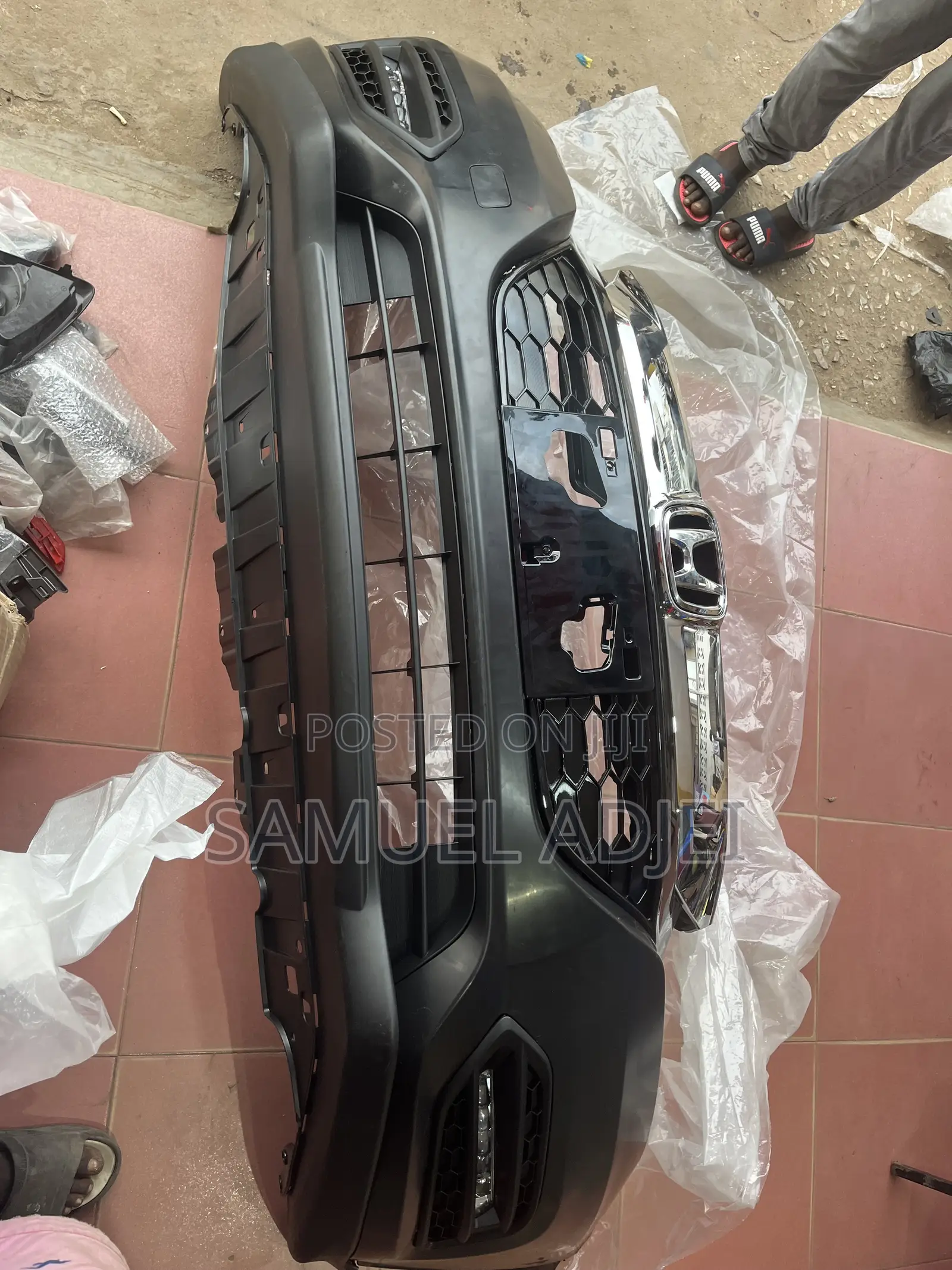 Honda HRV 2019,2020,2021,2022 Front Bumper Complete Touring/ High