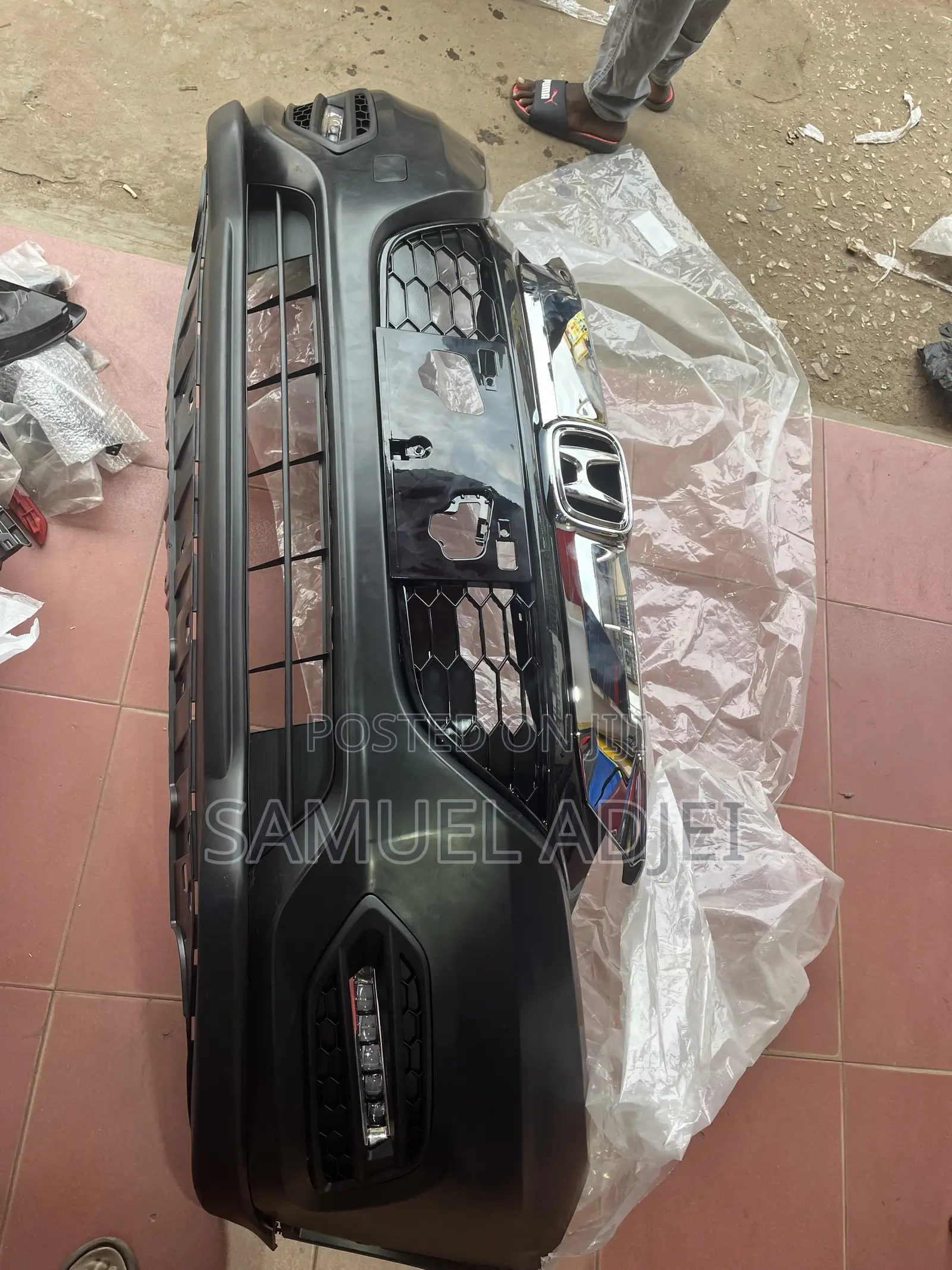 Honda HRV 2019,2020,2021,2022 Front Bumper Complete Touring/ High
