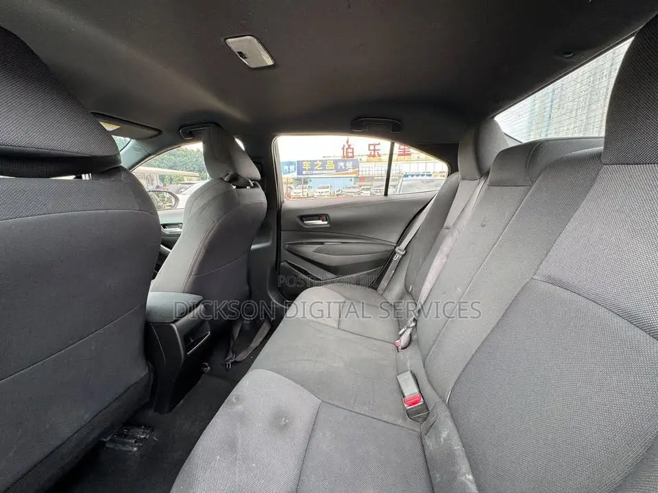 Toyota Corolla SE (1.8L 4cyl 6M) 2019 Black