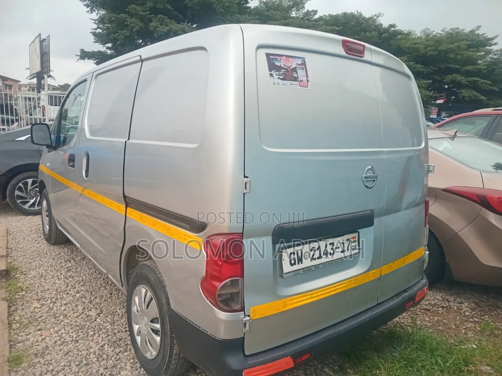 Nissan Caravan 2016 Silver