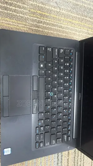 Laptop Dell Latitude 7390 8GB Intel Core i5 SSD 256GB