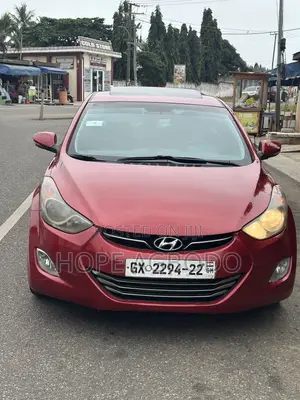 Hyundai Elantra Limited Sedan FWD (1.8L 4cyl 6A) 2013 Red
