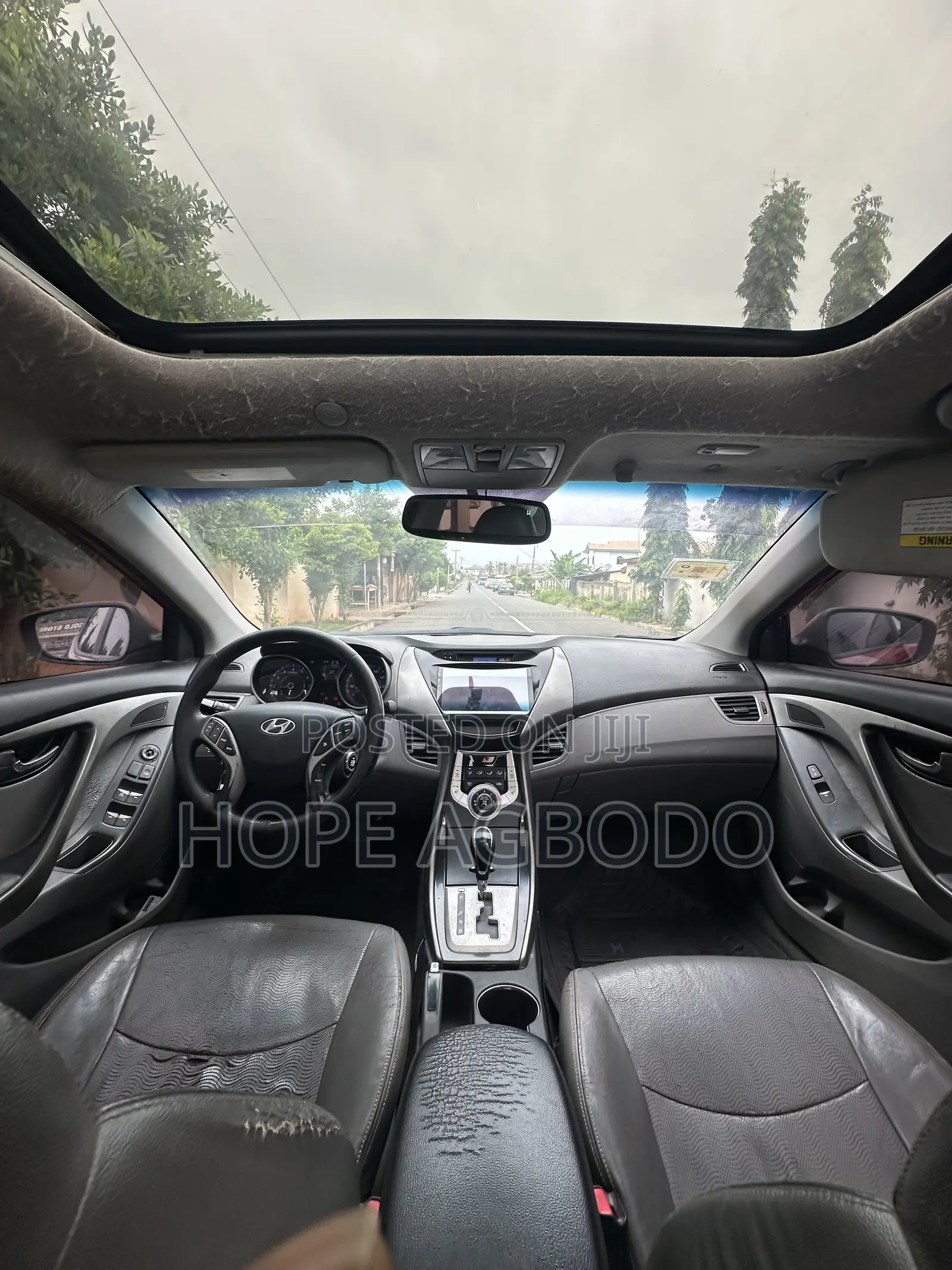 Hyundai Elantra Limited Sedan FWD (1.8L 4cyl 6A) 2013 Red