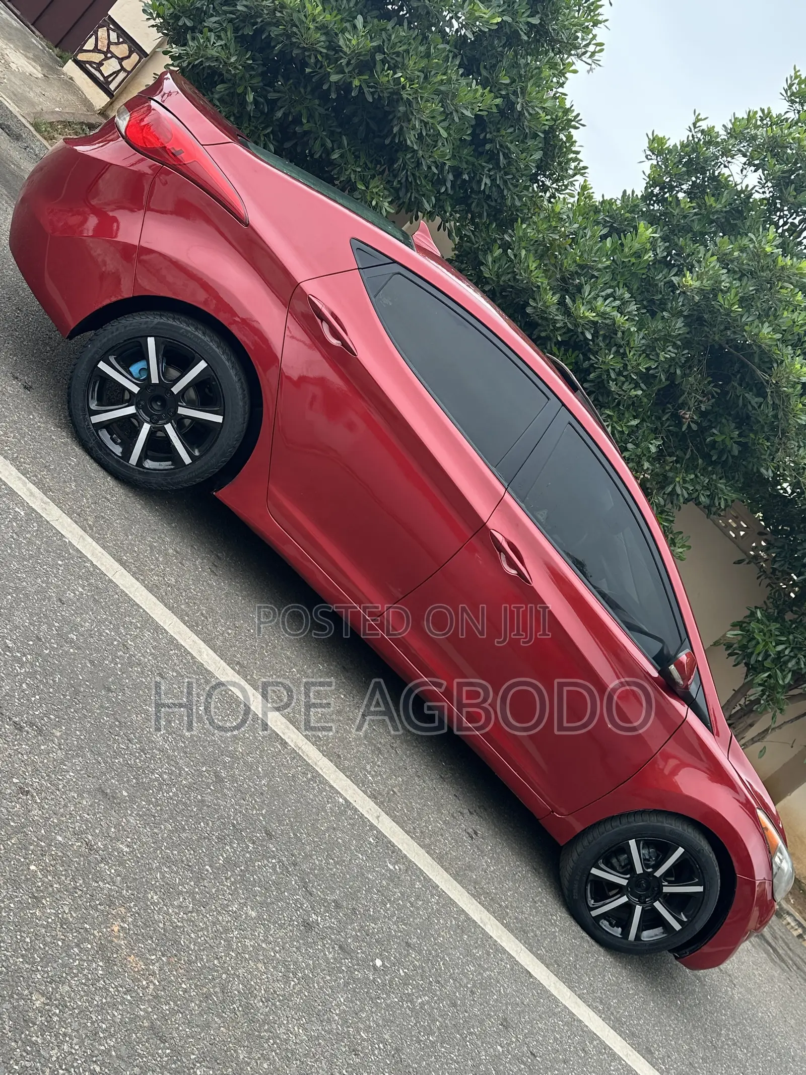 Hyundai Elantra Limited Sedan FWD (1.8L 4cyl 6A) 2013 Red