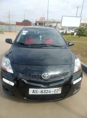 Toyota Yaris 2010 Black