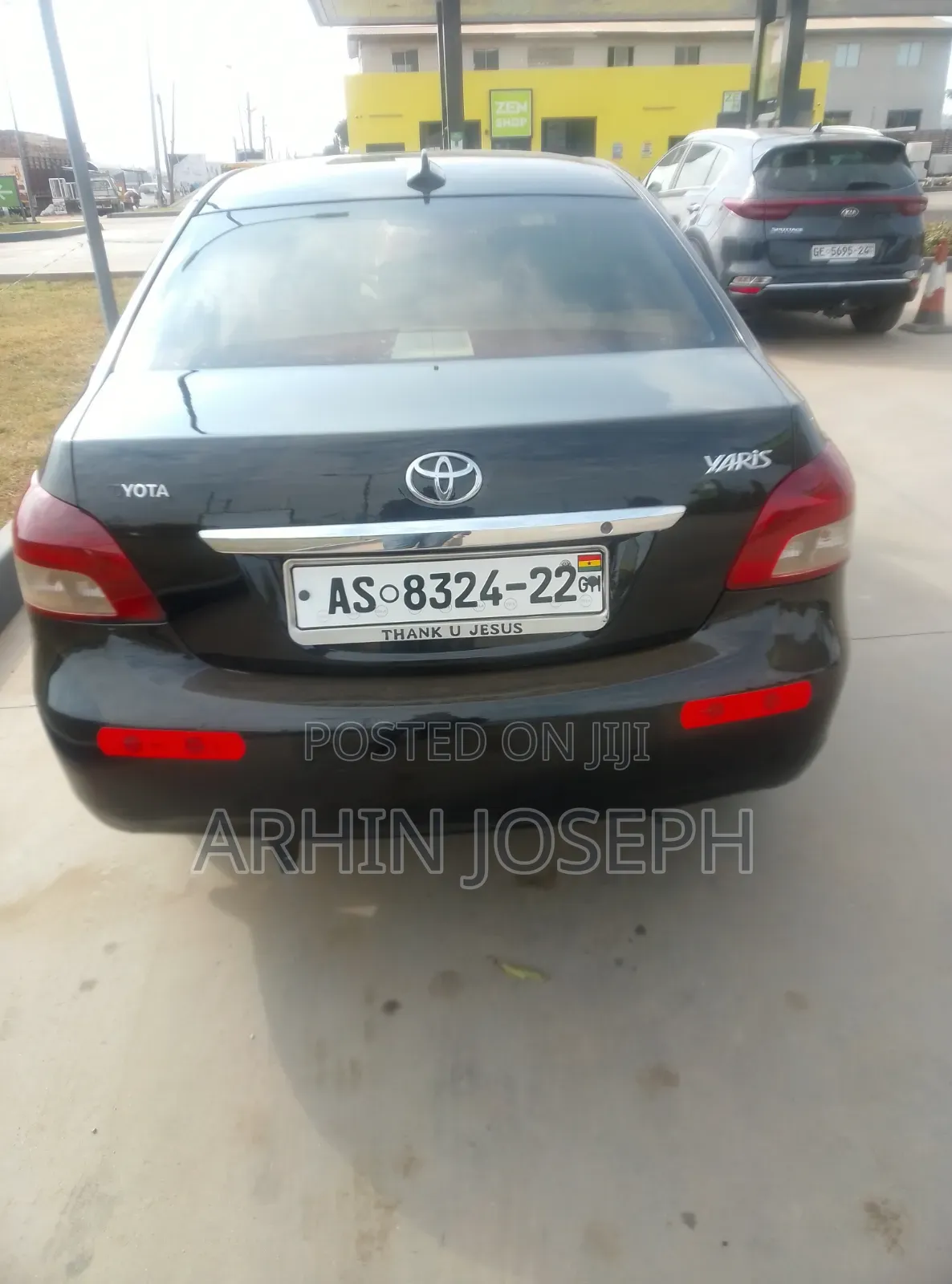 Toyota Yaris 2010 Black