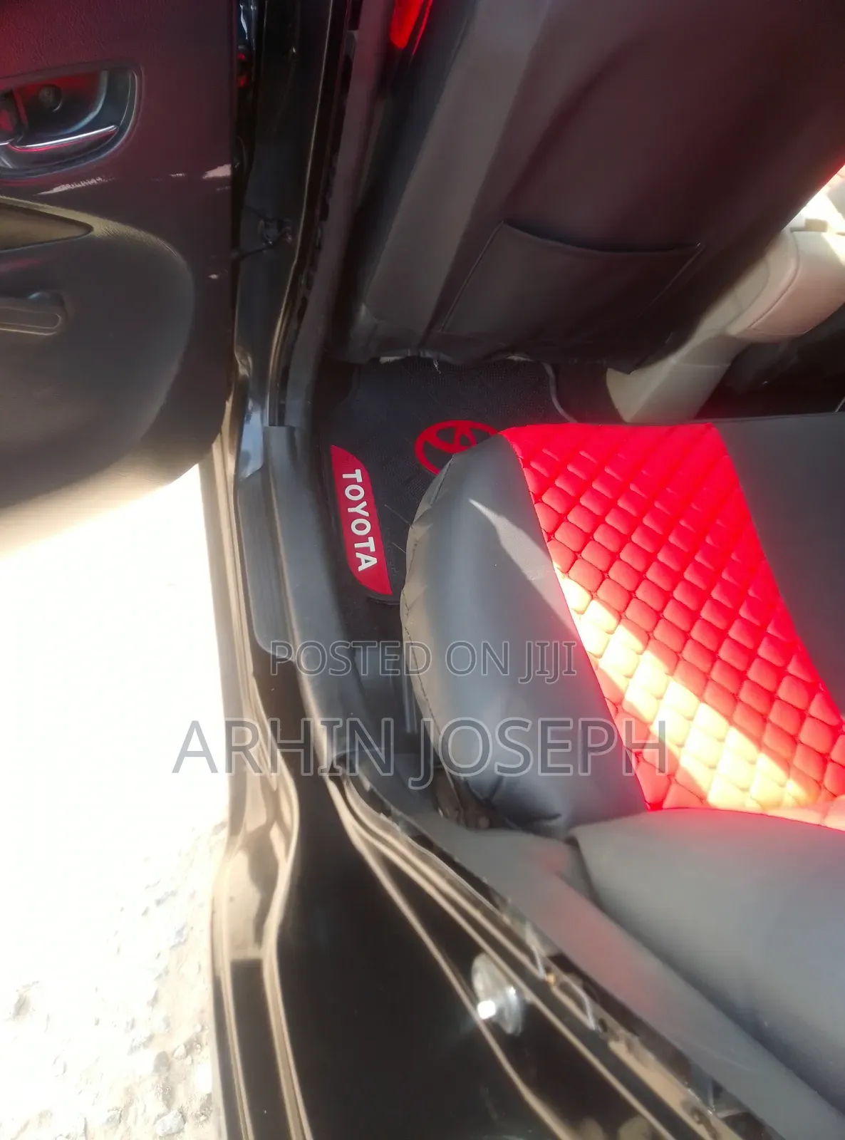 Toyota Yaris 2010 Black
