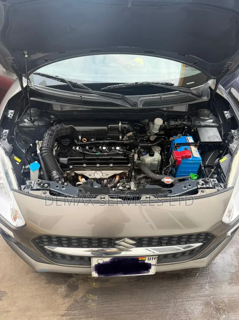 Suzuki Swift 2024 Brown