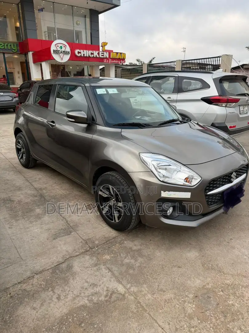 Suzuki Swift 2024 Brown
