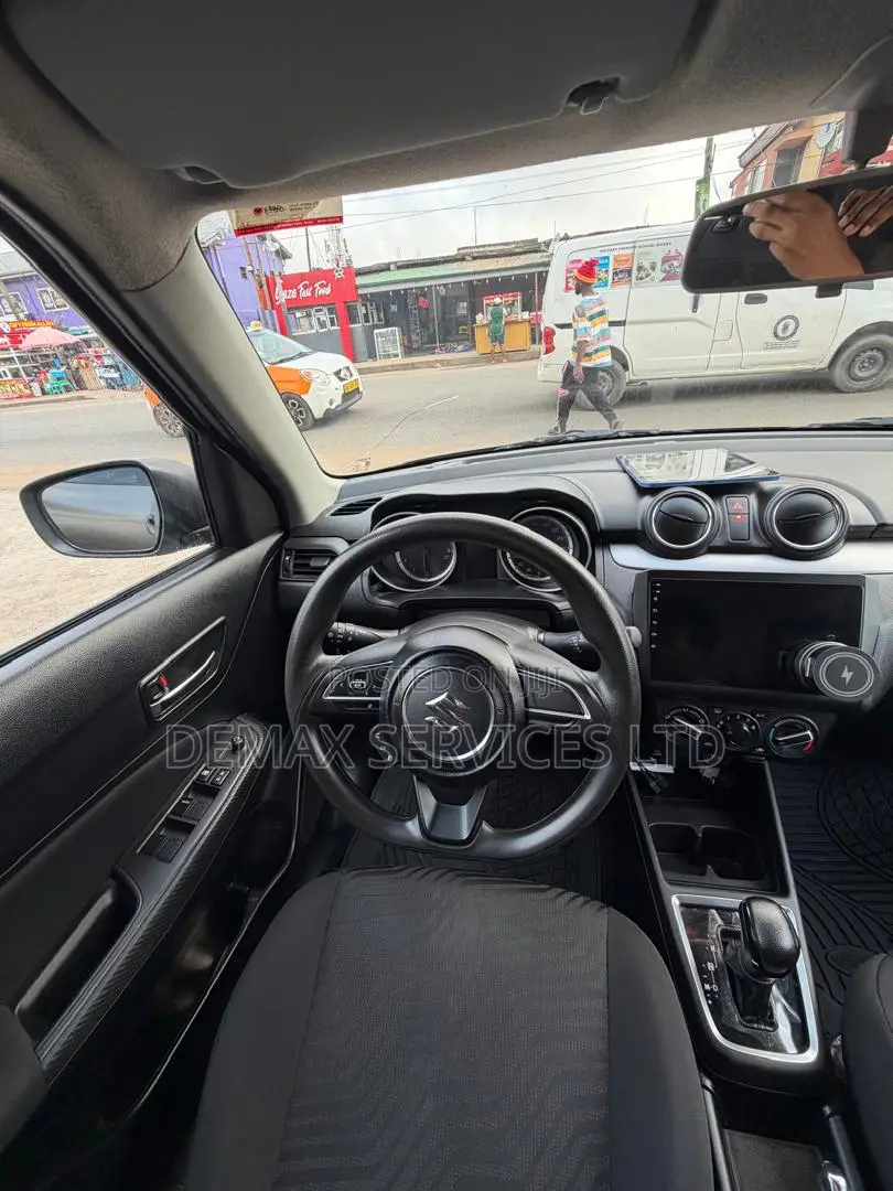 Suzuki Swift 2024 Brown