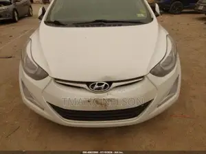 Hyundai Elantra 2016 White